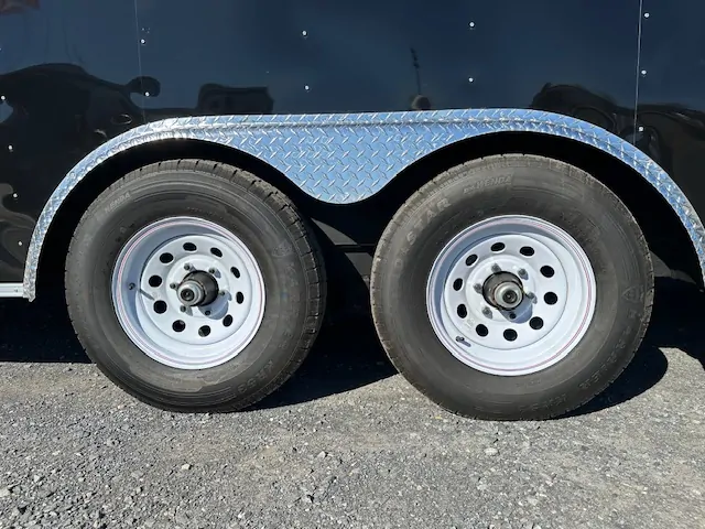 Nexhaul 8.5 x 24 V-Nose Enclosed Car Trailer - Image 4